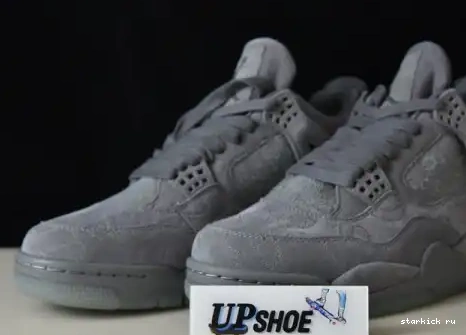 KAWS x Jordan 4“ Air Cool Grey”930155-003 930155-003 0706